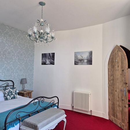 The Old Convent Holiday Apartments Fort Augustus Buitenkant foto