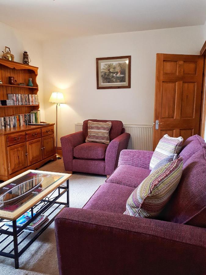 The Old Convent Holiday Apartments Fort Augustus Buitenkant foto