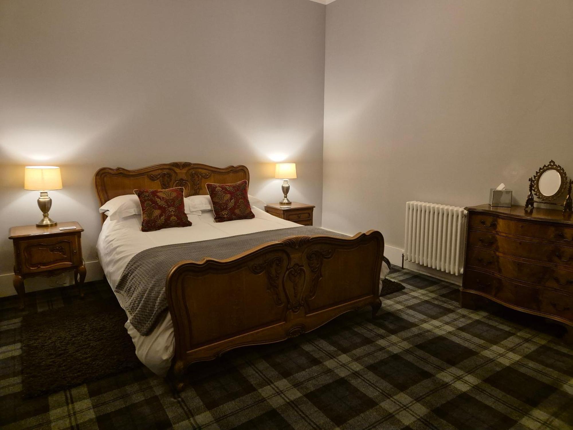 The Old Convent Holiday Apartments Fort Augustus Buitenkant foto