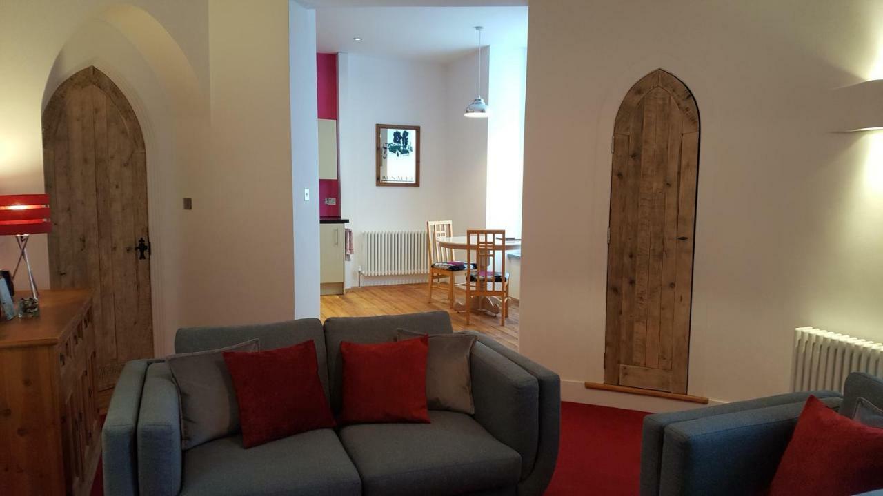 The Old Convent Holiday Apartments Fort Augustus Buitenkant foto